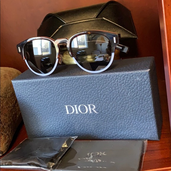 Dior Rare Men’s Black Tie Classic Round Sunglasses - Picture 3 of 9